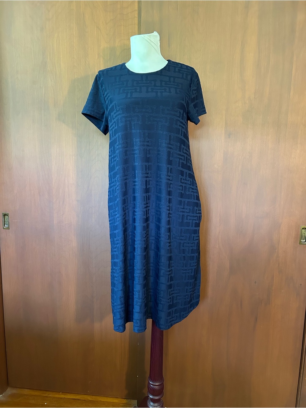J McLaughlin navy textured dress